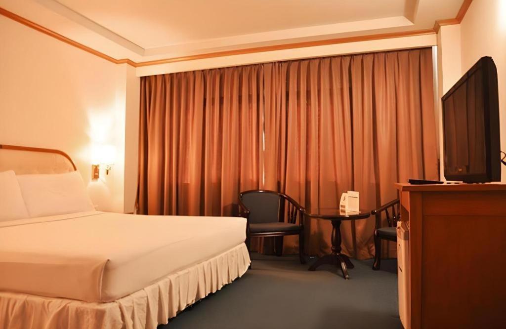 Western Grand Hotel Ratchaburi Ban Bang Kra Exteriér fotografie