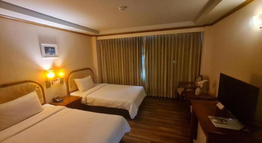 Western Grand Hotel Ratchaburi Ban Bang Kra Exteriér fotografie